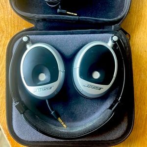 Bose On-Ear Tri-Port Wired Headphones